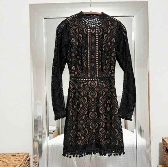 For Love And Lemons Dresses & Skirts - For love & Lemons Lace Dress